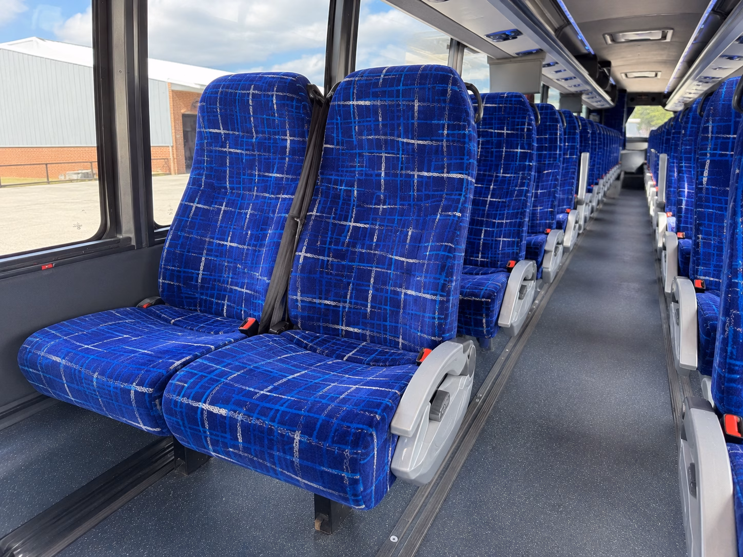 arvada bus rentals for colorado road trips and utah travel