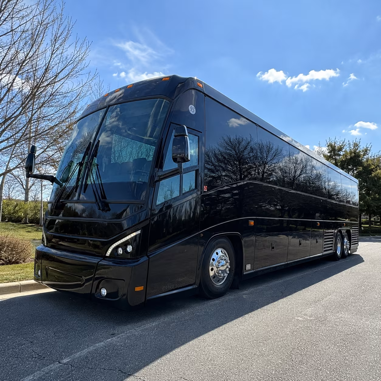 private charter buses for layovers in arvada