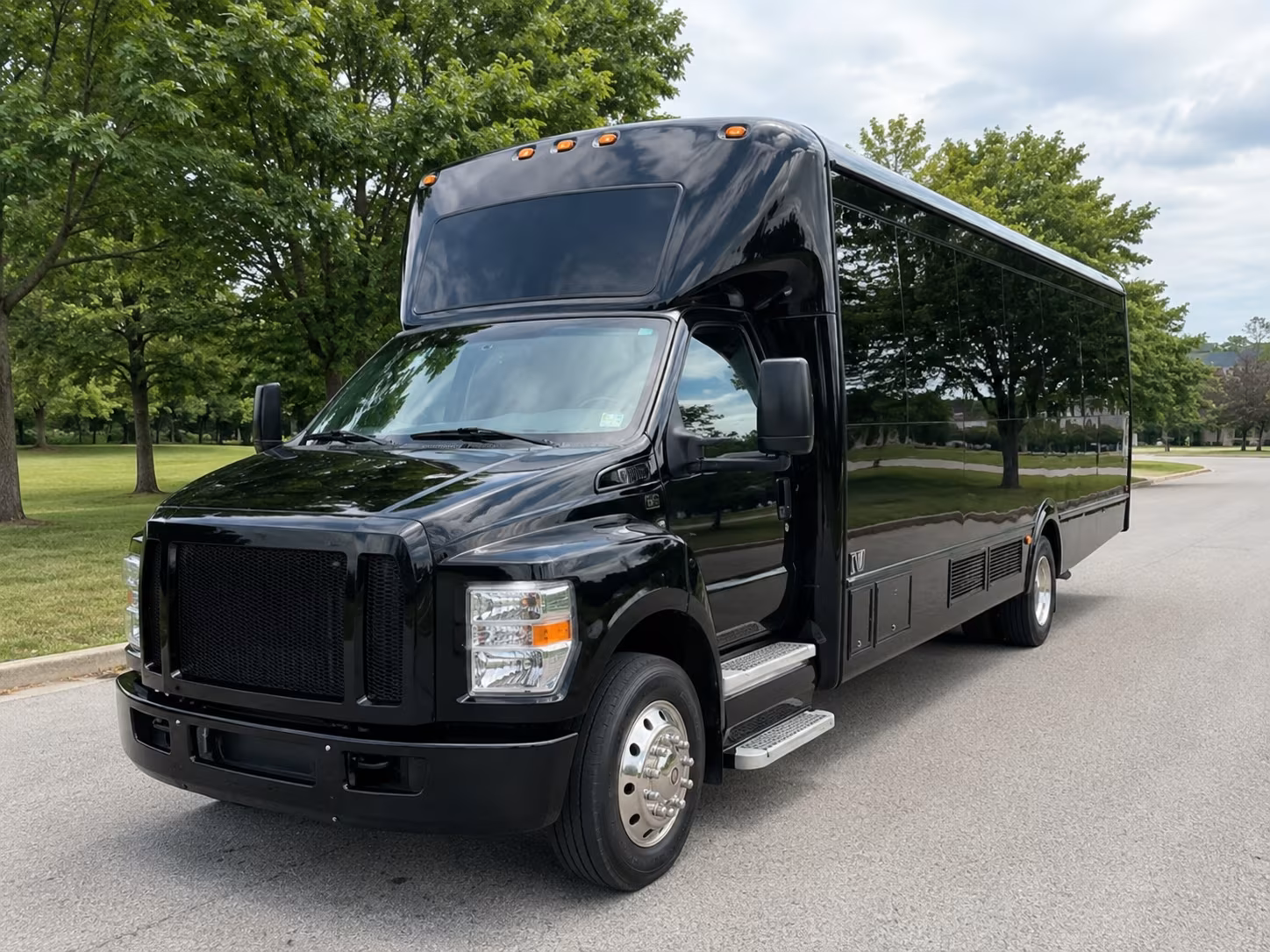 rent an arvada prom party bus or charter bus today